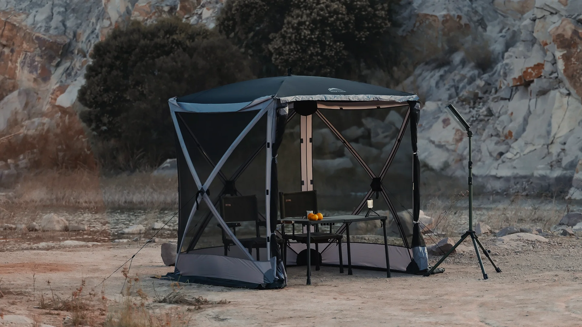 Wild Land Hub 400 - Image 6
